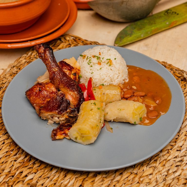 Buffet dominicano, comida dominicana