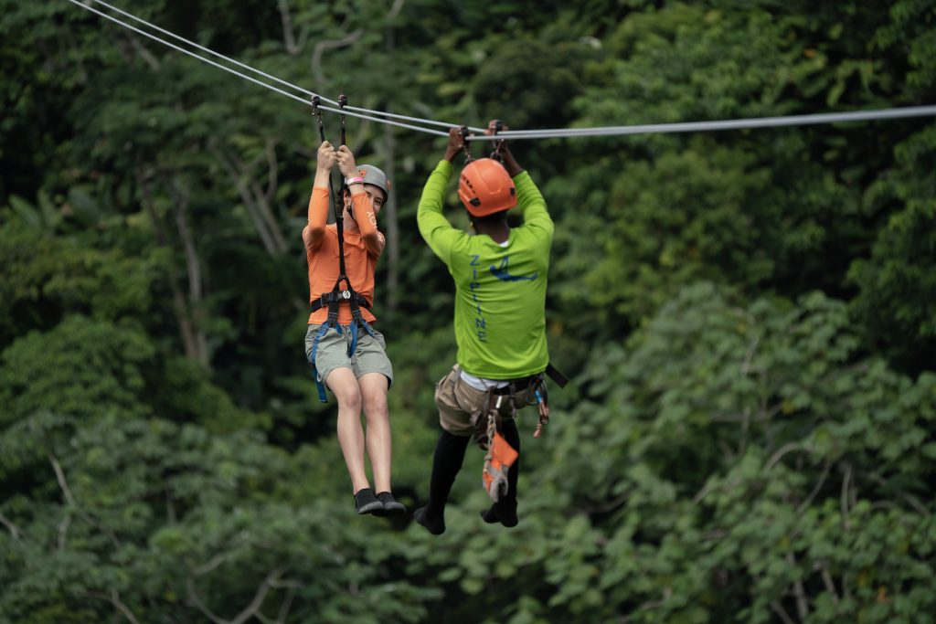 Safe zipline circuit for the whole family at La Hacienda Park