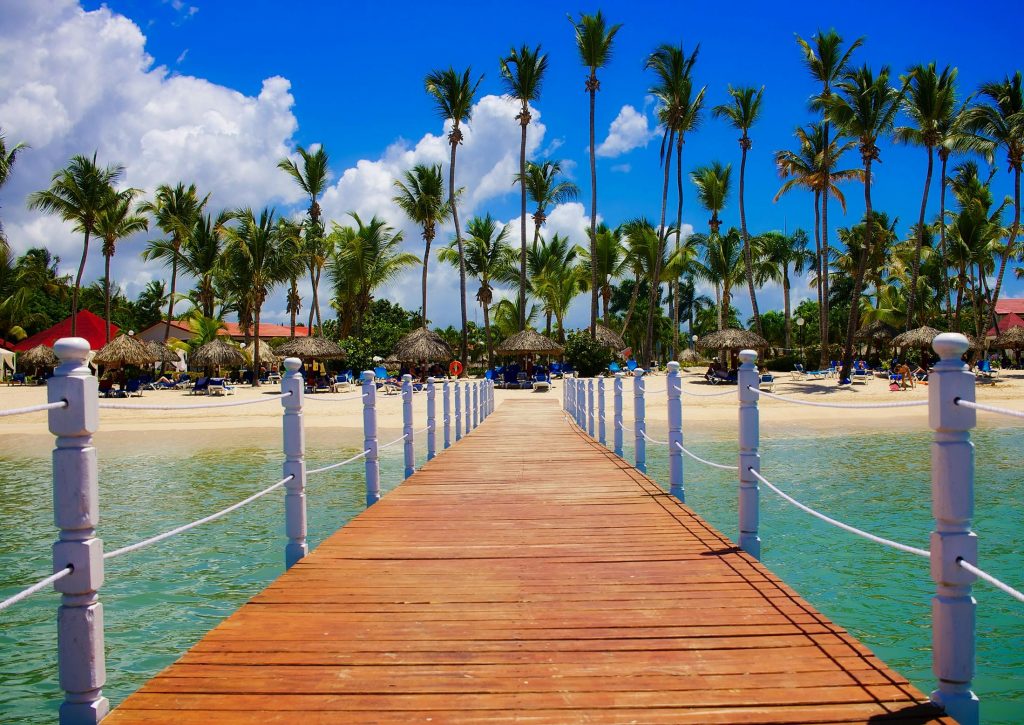 Hermoso paisaje de un Muelle en Punta Cana